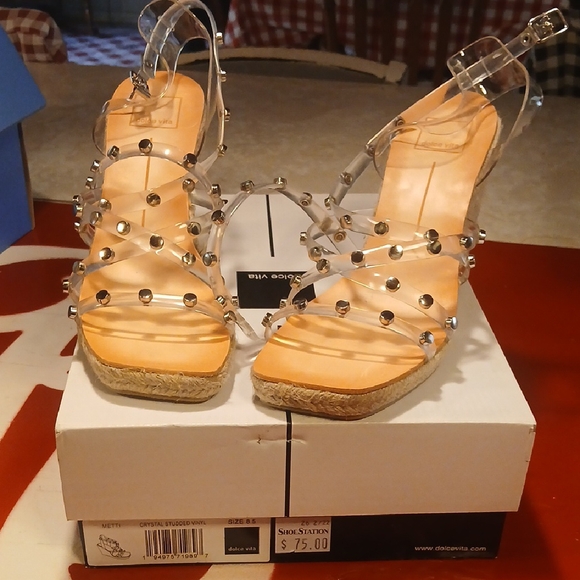 Dolce Vita Shoes - Womens Size 8.5 Dolce Vita Sandals